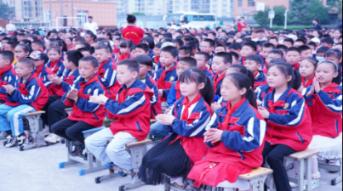 如何打破晋升壁垒?职场背书:从新人到精英的必经之路
