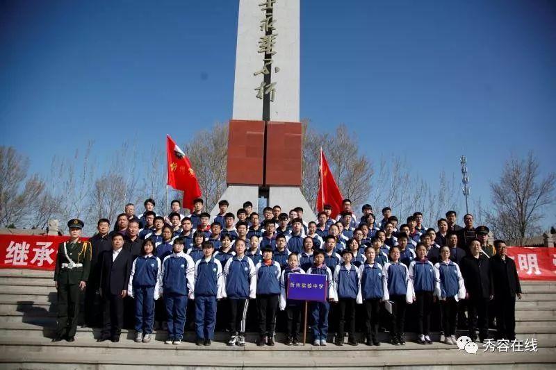 救援卡通小象
